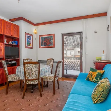 3 Bedroom Lovely In * Omišalj