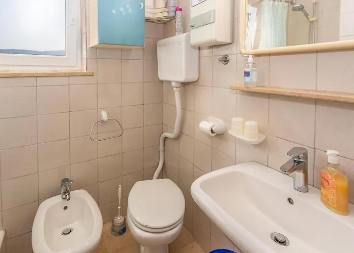 3 Bedroom Stunning In بيت للعطل