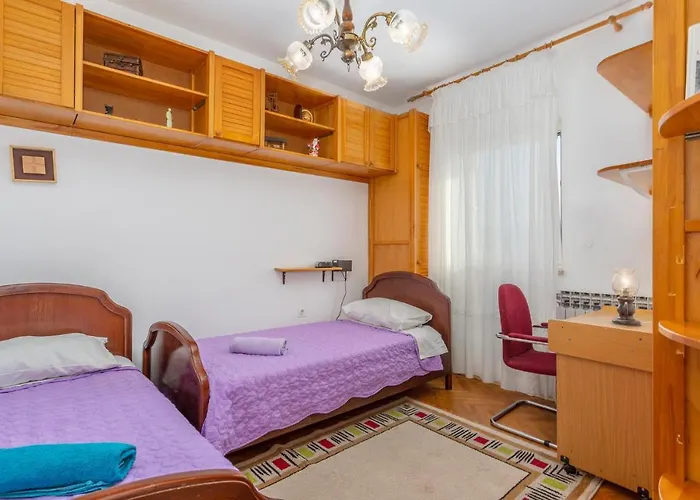 度假居 3 Bedroom Stunning In *