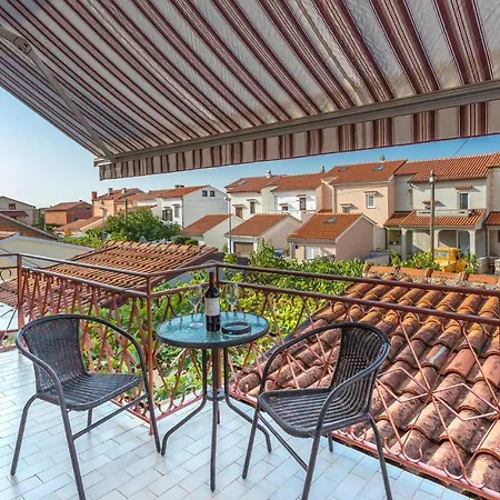 3 Bedroom Gorgeous Home In Omisalj